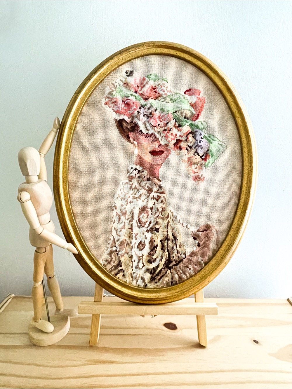 VINTAGE Dimensions Gold Collection "Victorian Elegance" Framed Needlepoint Art - Picture 7 of 9